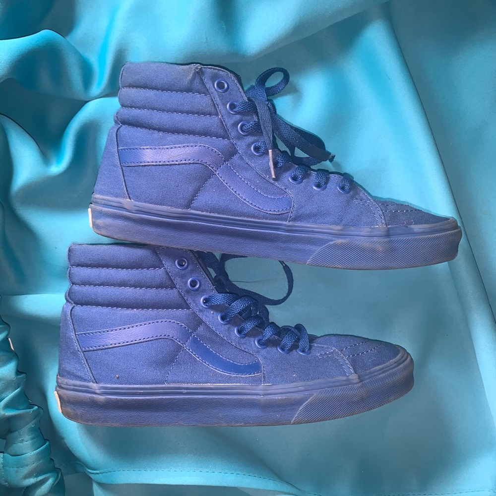 High Top Blue Vans - Skateboard Shoe